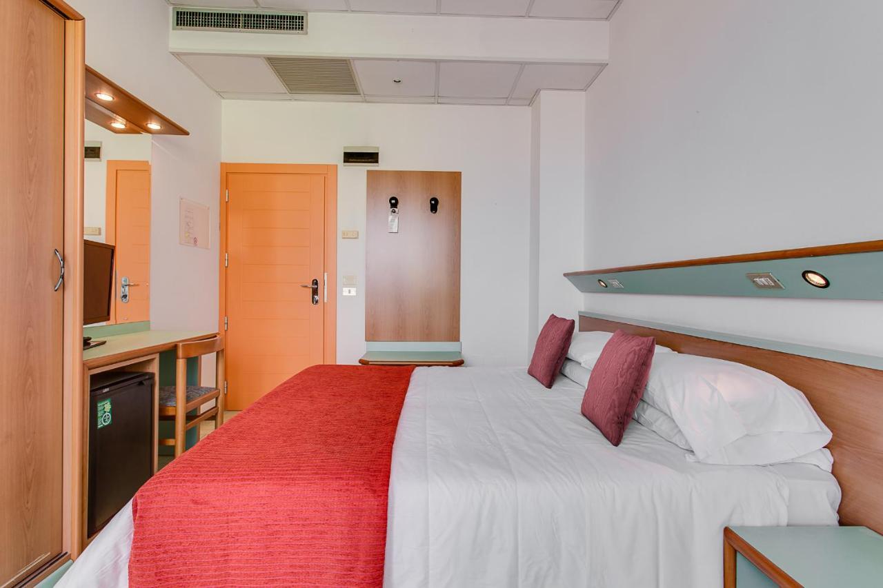 Hotel El Cid Campeador - Family 3*