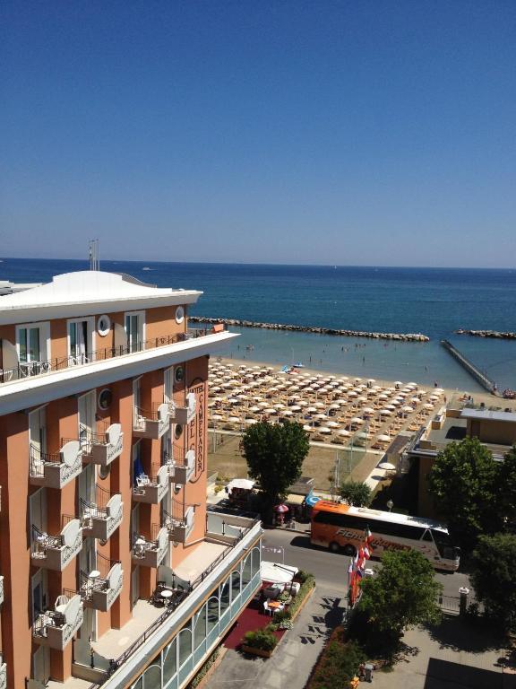 Hotel El Cid Campeador - Family 3*
